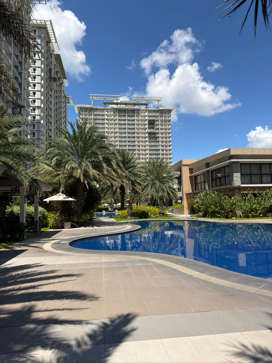 Swimming pool and landscaped grounds at Verdon Parc